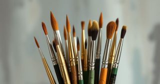 Which brushes work best for watercolor painting?